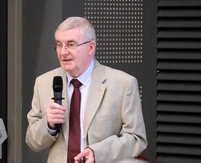 Dr. József Deli is professor emeritus at the University of Pécs